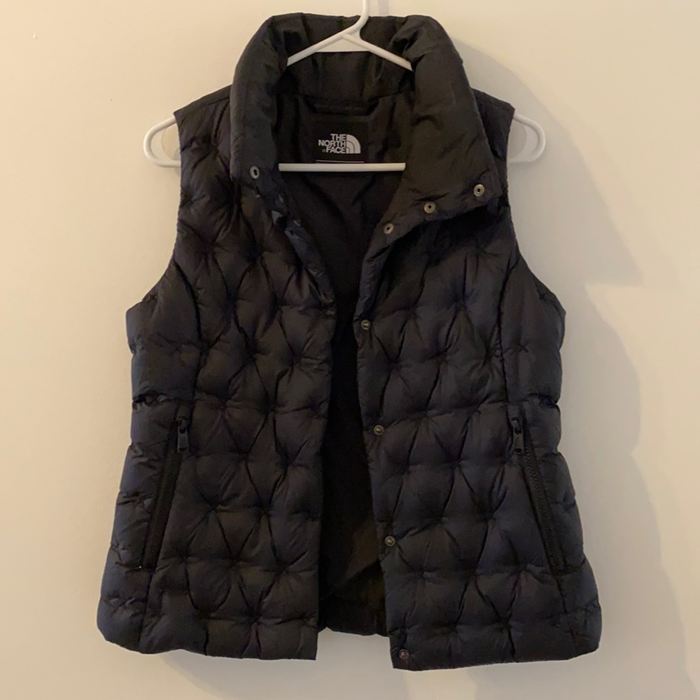 The North Face black Puffer Vest (xs)
